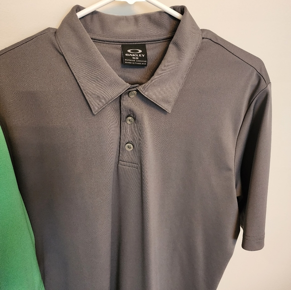 Lot of 3 - Men's Oakley Golf Polo Short-sleeved Shirts - Size Medium - Picture 6 of 7
